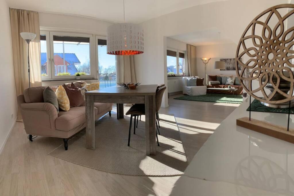 Blickfang Uber Den Dachern Apartment Bruchsal Bagian luar foto